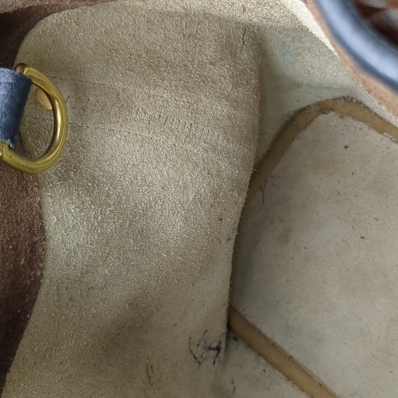 Dooney & Bourke Teton draw stream bag - Picture 14 of 16